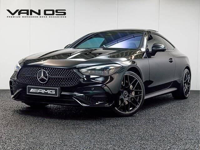 Zwart, metallic lak Gebruikt 2024 Mercedes CLE200 AMG line Coupé | € 67.995 (Eerlijke prijs) - Afbeelding 1/4