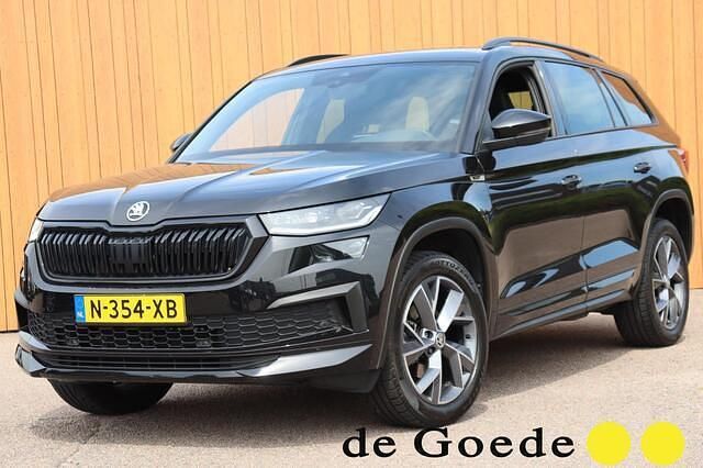 Zwart Gebruikt 2022 Skoda Kodiaq Business Line SUV | € 37.940 (Iets duurder) - Afbeelding 1/4