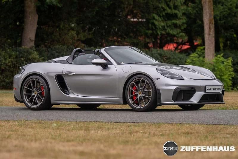 Zilver, metallic lak Gebruikt 2021 Porsche 718 Boxster Cabriolet | € 125.718 - Afbeelding 1/4