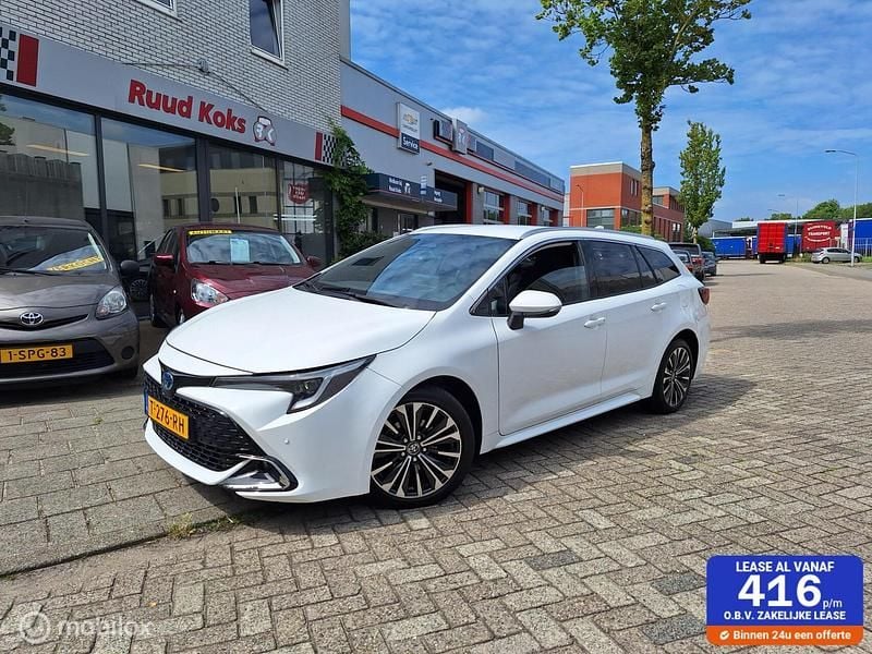 Wit Gebruikt 2023 Toyota Corolla Hybrid Business Edition Stationwagen | € 26.849 (Super prijs) - Afbeelding 1/4