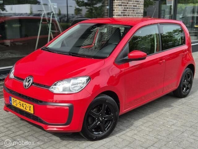 Rood Gebruikt 2017 VW up! Beats Hatchback | € 9.450 (Eerlijke prijs) - Afbeelding 1/4