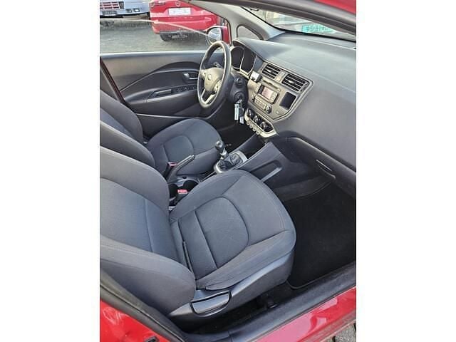 Occasion Kia Rio Comfort 86 PK (63 kW) 2013 Rood Hatchback