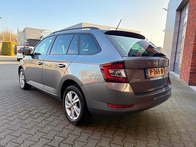 Occasion Skoda Fabia Ambition 95 PK (69 kW) 2022 Grijs (metallic) Hatchback