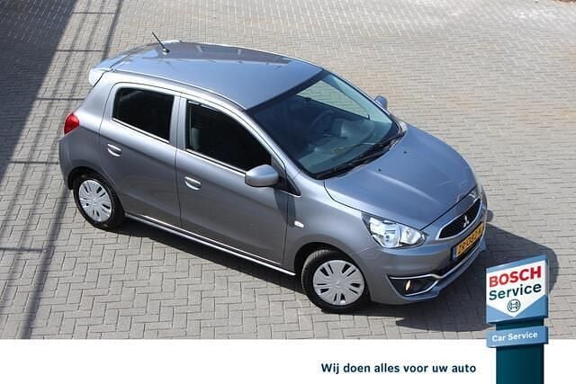 Grijs Gebruikt 2019 Mitsubishi Space Star Hatchback | € 7.795 (Eerlijke prijs) - Afbeelding 1/4