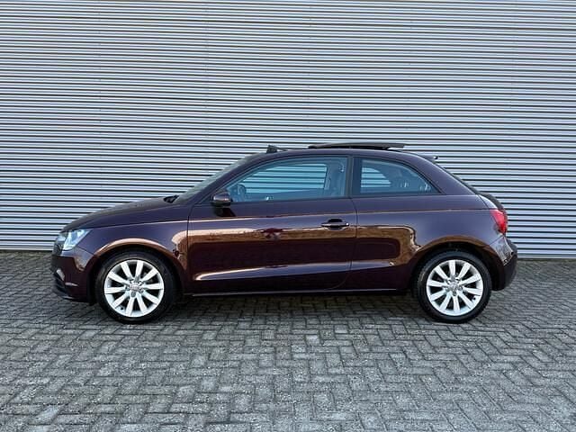 Occasion Audi A1 Ambition 86 PK (63 kW) 2010 Paars Hatchback