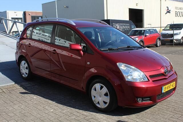 Occasion Toyota Verso Terra 131 PK (96 kW) 2007 Rood MPV