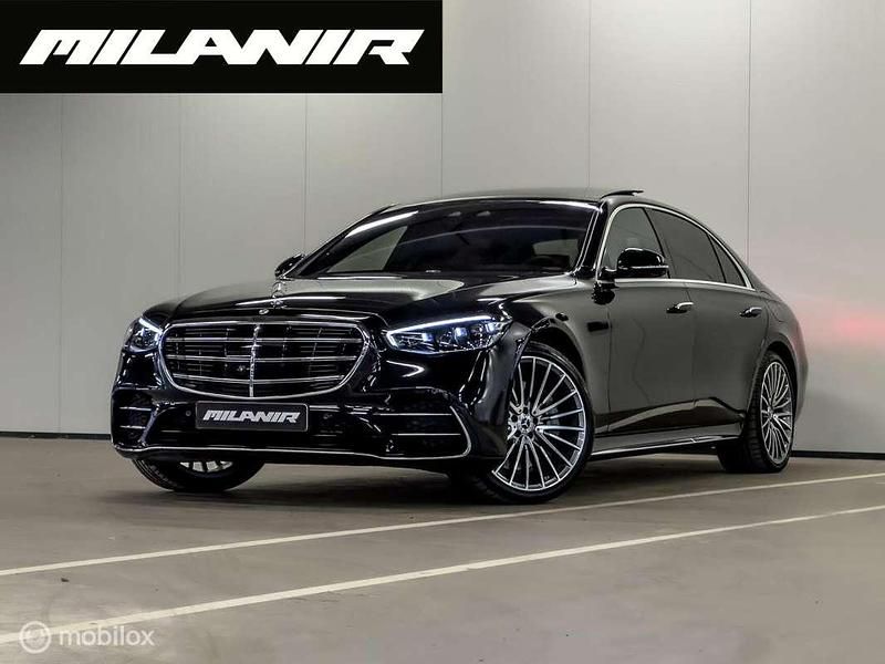 Zwart, metallic lak Gebruikt 2021 Mercedes S580 AMG Sedan | € 89.945 (Duur) - Afbeelding 1/4