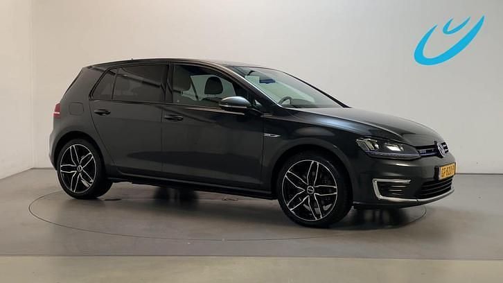 Gebruikt 2015 VW e-Golf GTE Hatchback | € 11.750 (Goede deal) - Afbeelding 1/4