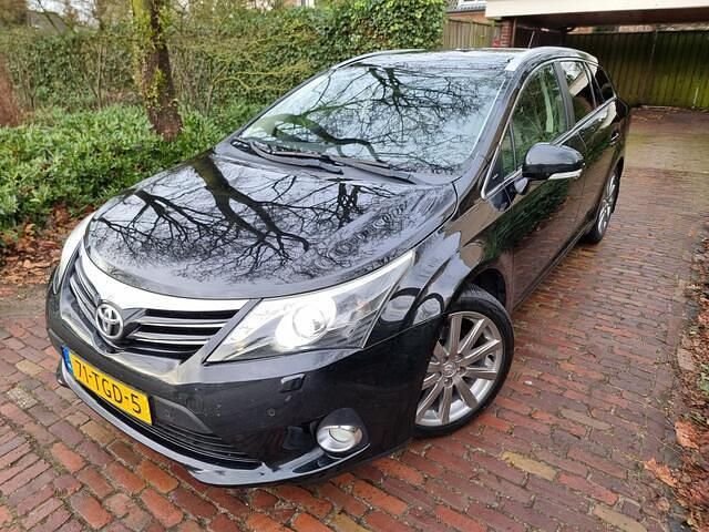 Occasion Toyota Avensis Executive 152 PK (111 kW) 2012 Zwart (metallic) Stationwagen
