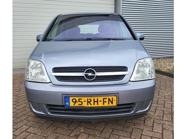 Occasion Opel Meriva 101 PK (74 kW) 2005 Grijs MPV