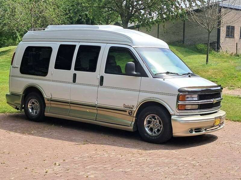 Wit Gebruikt 2001 Chevrolet Express SE Sedan | € 19.750 - Afbeelding 1/4