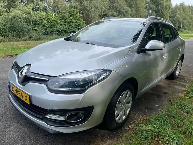 Occasion Renault Mégane GrandTour Authentique 110 PK (80 kW) 2014 Grijs Stationwagen