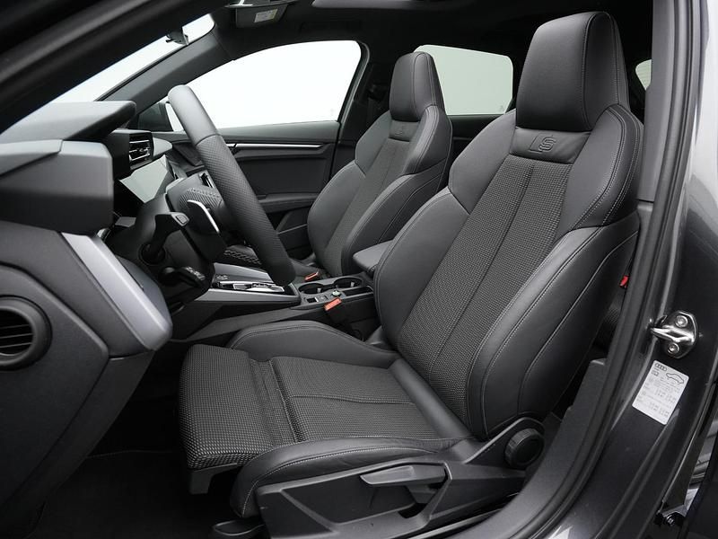 Occasion Audi A3 Sportback e-tron S-Line 204 PK (150 kW) 2025 Grijs Hatchback