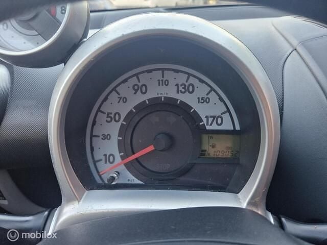 Occasion Peugeot 107 Urban Move 68 PK (50 kW) 2008 Zwart Hatchback