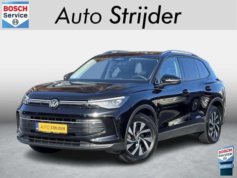 Zwart Gebruikt 2024 VW Tiguan Edition SUV | € 44.145 (Eerlijke prijs) - Afbeelding 1/4