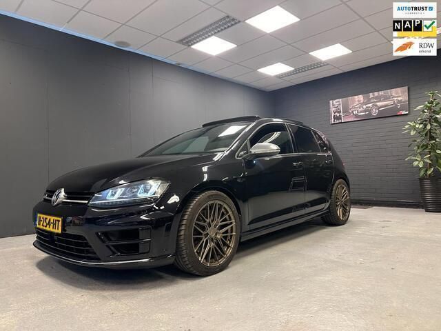 Zwart Occasion 2015 VW Golf VII R Hatchback | € 22.500 (Eerlijke prijs) - Afbeelding 1/4
