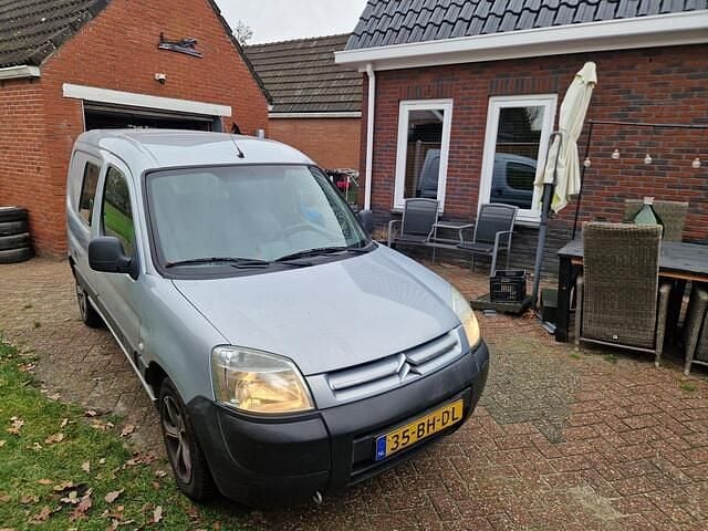 Grijs Gebruikt 2003 Citroën Berlingo Van | € 1.350 (Eerlijke prijs) - Afbeelding 1/4