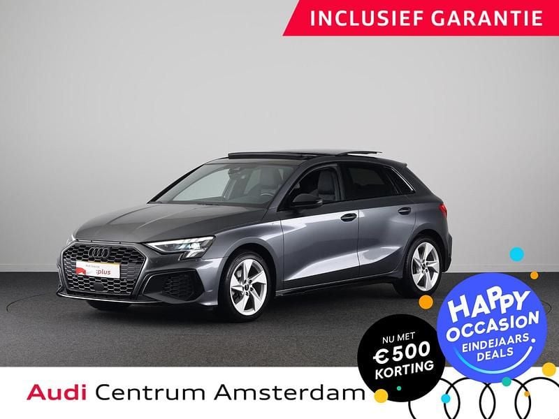 Grijs Gebruikt 2024 Audi A3 Sportback Design Hatchback | € 36.949 (Duur) - Afbeelding 1/3