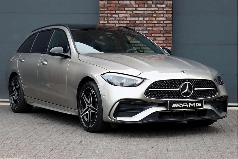 Occasion Mercedes C300 AMG line 2023 Zilver Stationwagen