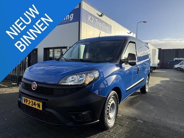 Blauw Occasion 2022 Fiat Doblò MPV | € 8.950 (Eerlijke prijs) - Afbeelding 1/4