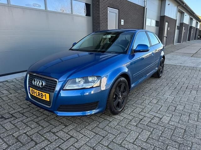 Occasion Audi A3 Attraction 125 PK (91 kW) 2010 Blauw Hatchback