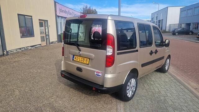 Occasion Fiat Doblò Dynamic 78 PK (57 kW) 2010 Beige MPV