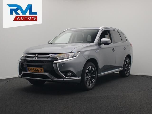 Grijs Gebruikt 2016 Mitsubishi Outlander Edition SUV | € 23.445 (Duur) - Afbeelding 1/4