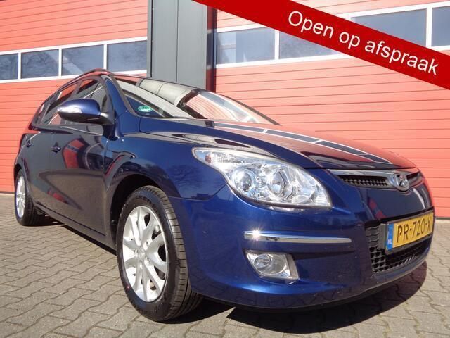 Blauw Gebruikt 2008 Hyundai i30 Active Stationwagen | € 2.950 (Eerlijke prijs) - Afbeelding 1/4
