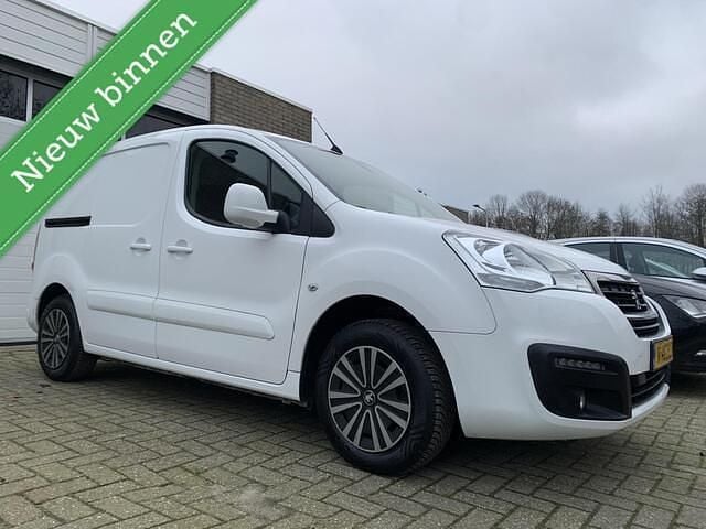 Wit Gebruikt 2018 Peugeot Partner S MPV | € 5.750 (Goede deal) - Afbeelding 1/4