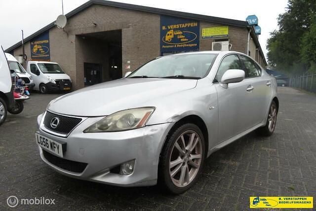 Grijs Gebruikt 2006 Lexus IS200d Business Edition Sedan | € 1.500 - Afbeelding 1/4