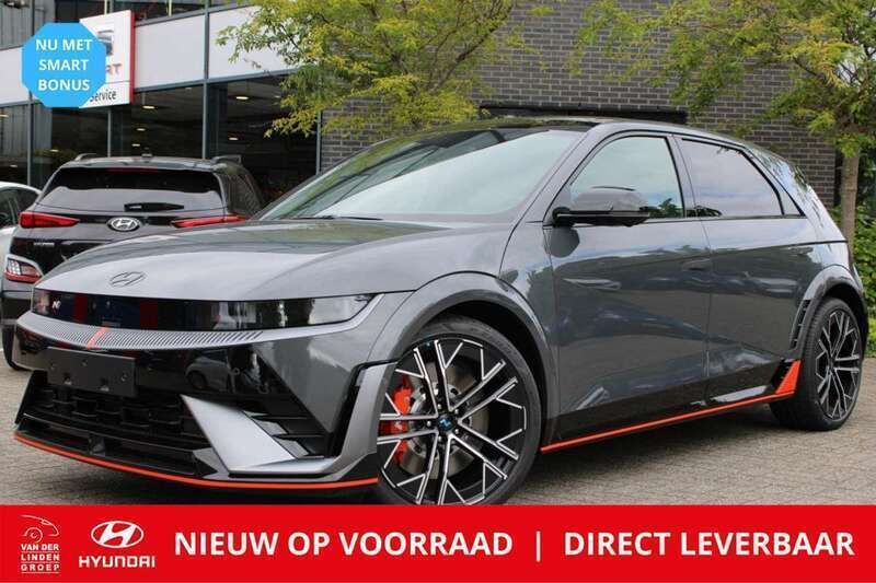 Grijs Nieuw 2025 Hyundai Ioniq 5 Sport SUV | € 75.366 - Afbeelding 1/4