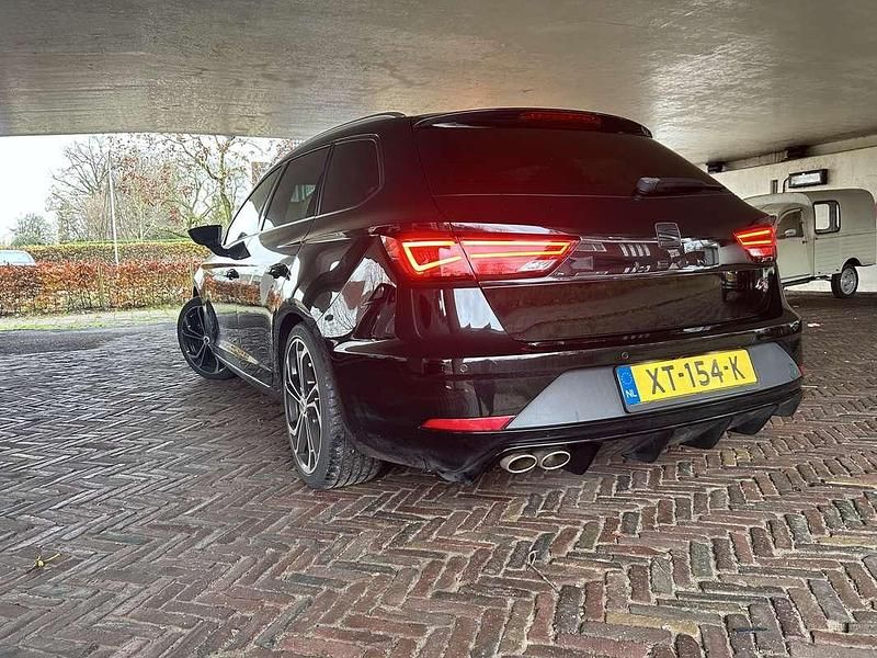 Occasion Seat Leon FR 150 PK (110 kW) 2019 Zwart Stationwagen