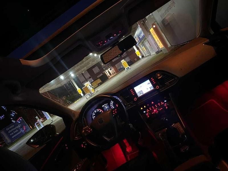 Zwart Occasion 2013 Seat Leon FR Stationwagen | € 9.000 (Iets duurder) - Afbeelding 1/4