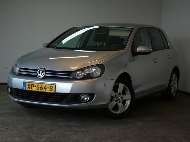 Grijs Gebruikt 2010 VW Golf VI Hatchback | € 5.250 (Eerlijke prijs) - Afbeelding 1/4