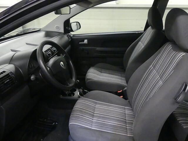 Occasion VW Fox Trendline 54 PK (39 kW) 2007 Zwart Hatchback