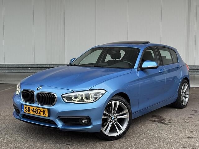 Occasion BMW 118 Executive 136 PK (100 kW) 2018 Blauw Hatchback