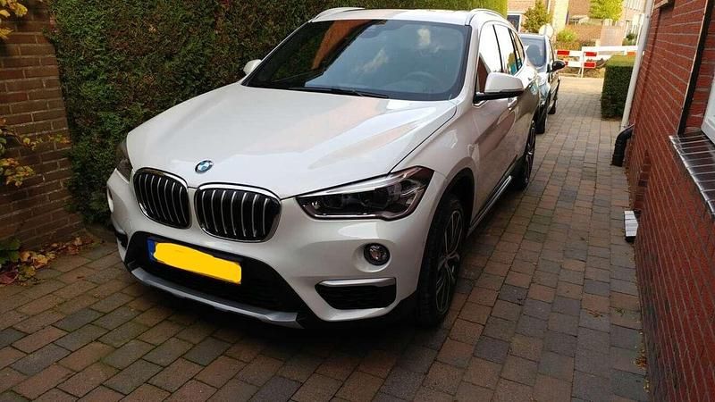 Wit Gebruikt 2017 BMW X1 xLine SUV | € 22.500 (Goede deal) - Afbeelding 1/3