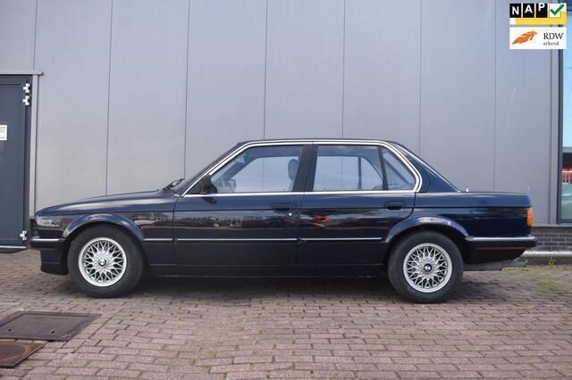 Blauw Gebruikt 1986 BMW 316 Sedan | € 9.750 - Afbeelding 1/4