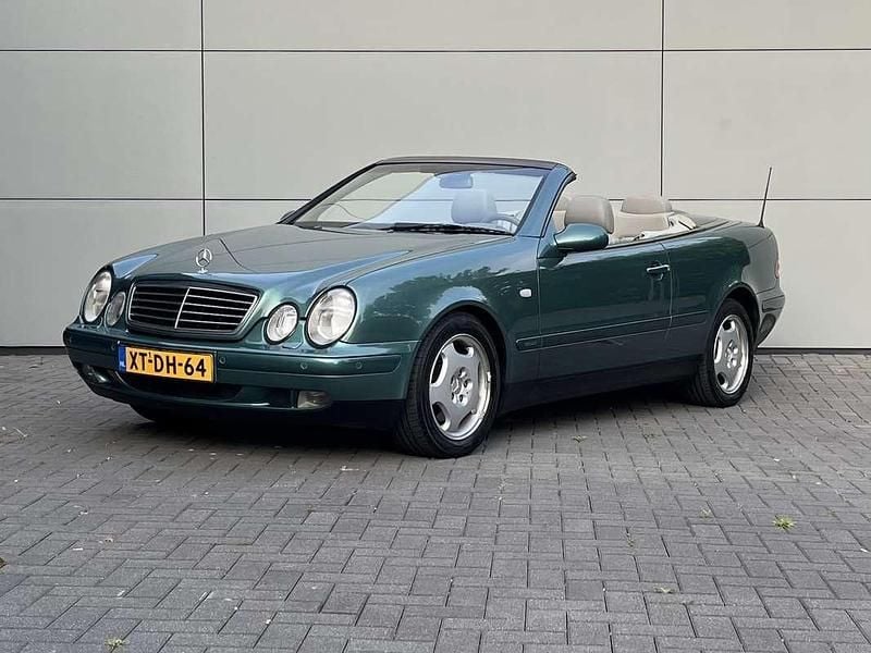 Groen Gebruikt 1999 Mercedes CLK320 Elegance Cabriolet | € 4.450 (Eerlijke prijs) - Afbeelding 1/4
