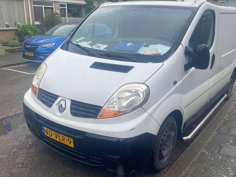 Wit Gebruikt 2008 Renault Mégane Van | € 1.500 - Afbeelding 1/4