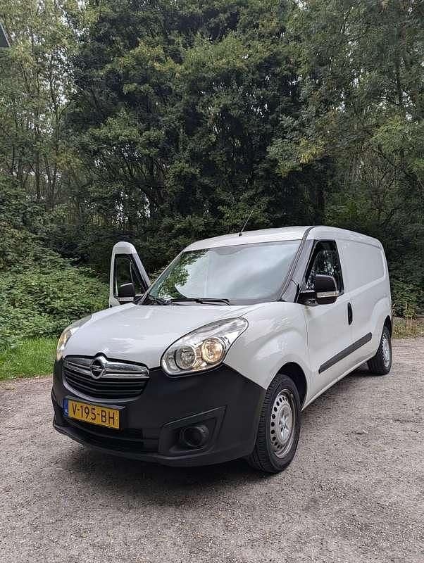 Wit Gebruikt 2016 Opel Combo MPV | € 4.600 (Eerlijke prijs) - Afbeelding 1/4