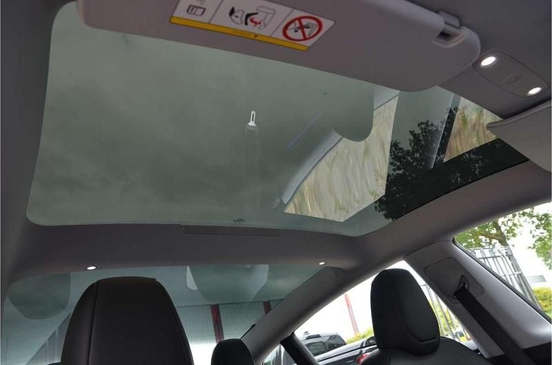 Occasion Tesla Model 3 RWD 235 kW (320 PK) 2024 Rood Sedan