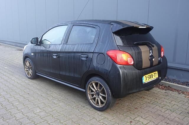 Occasion Mitsubishi Space Star Intense 71 PK (52 kW) 2013 Zwart MPV