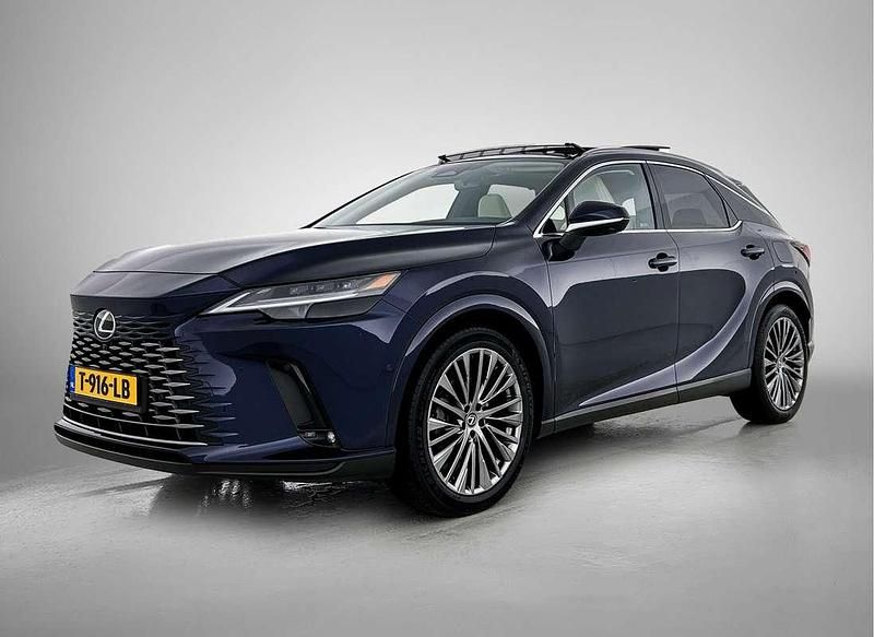 Blauw (metallic) Gebruikt 2023 Lexus RX450h President Line SUV | € 71.950 (Eerlijke prijs) - Afbeelding 1/4