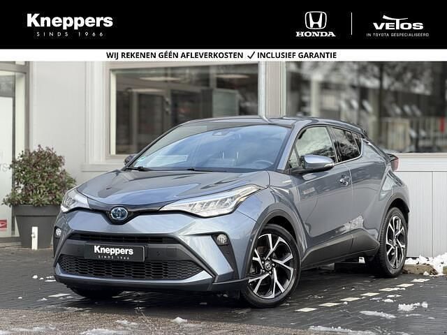 Grijs (metallic) Occasion 2021 Toyota C-HR SUV | € 23.400 (Iets duurder) - Afbeelding 1/4