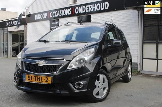 Zwart Gebruikt 2012 Chevrolet Spark LTZ Hatchback | € 2.350 (Goede deal) - Afbeelding 1/4