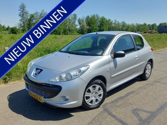 Occasion Peugeot 206+ 75 PK (55 kW) 2011 Grijs Hatchback