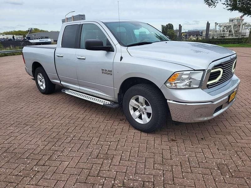 Occasion RAM 1500 309 PK (227 kW) 2017 Zilver Pickup