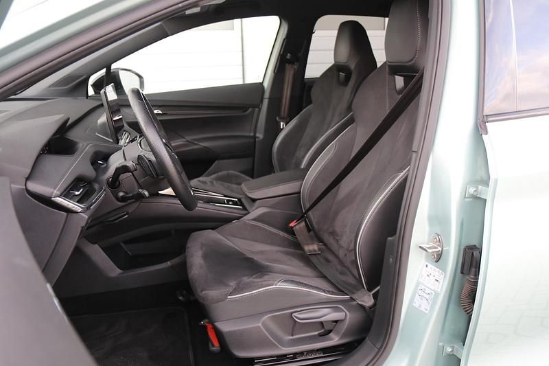 Occasion Skoda Enyaq iV SportLine 150 kW (204 PK) 2022 Grijs SUV