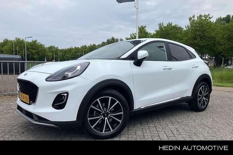 Wit Gebruikt 2021 Ford Puma Titanium SUV | € 19.995 (Eerlijke prijs) - Afbeelding 1/3